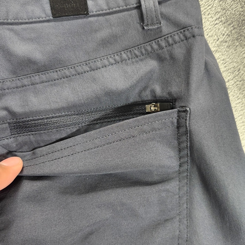 Vuori Pants Mens 30x32 Gray Slim Fit Performance Tech Chino Travel Casual Wear - Picture 8 of 16